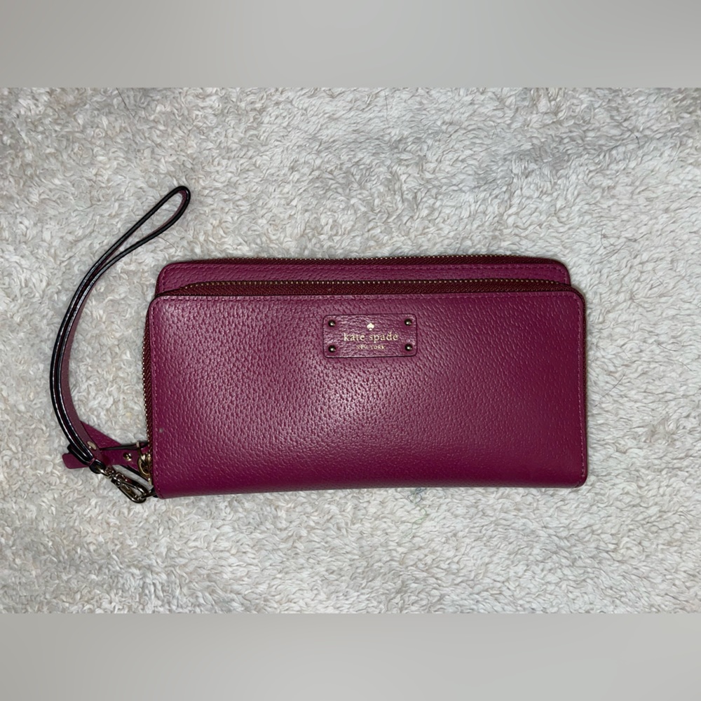 Kate Spade Wristlet Wallet